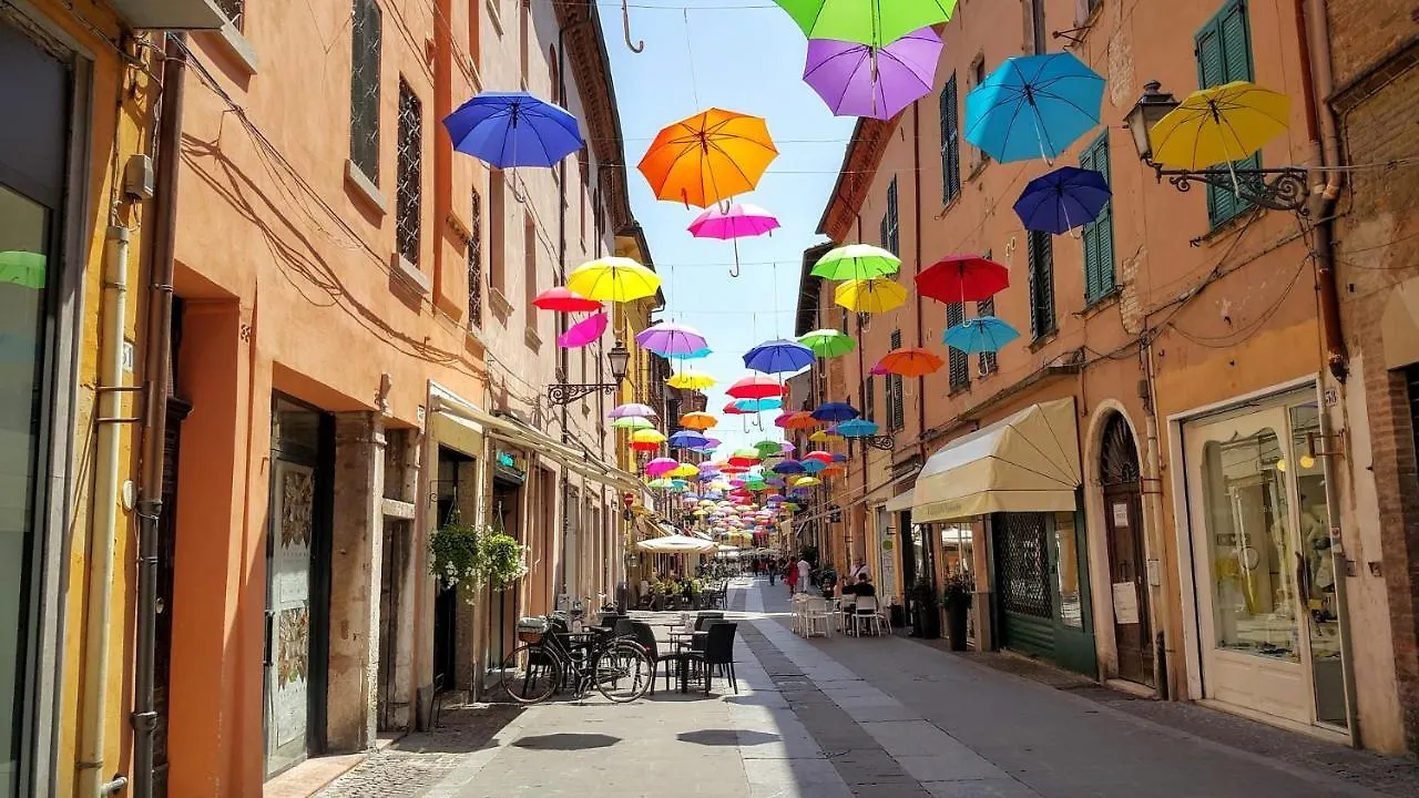 Locanda Della Biscia Ferrara 3*,  Italien